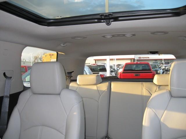GMC Acadia 2011 photo 4