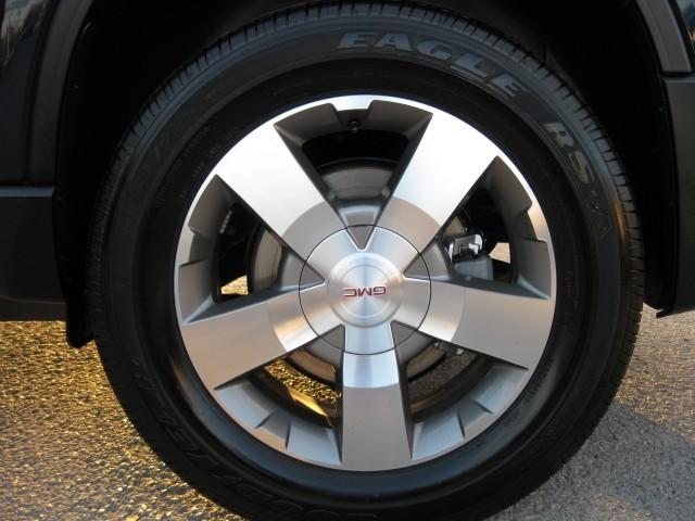 GMC Acadia 2011 photo 5