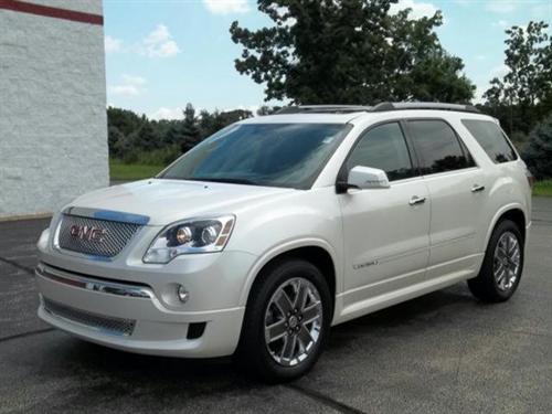GMC Acadia 2011 photo 2