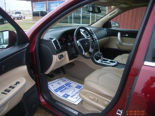 GMC Acadia 2011 photo 1