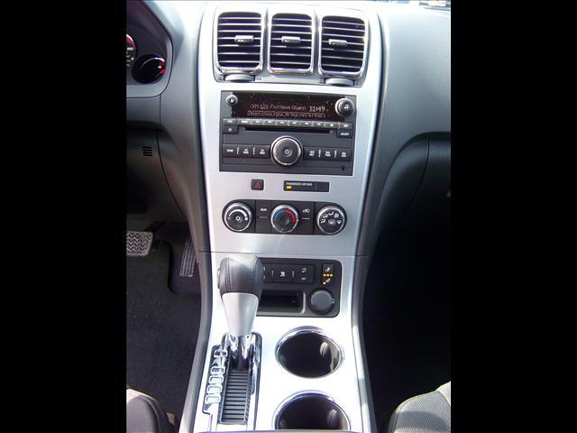 GMC Acadia 2011 photo 4