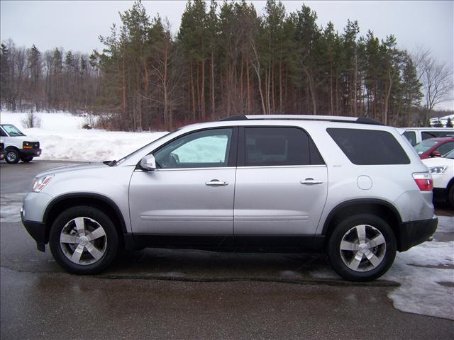 GMC Acadia 2011 photo 1