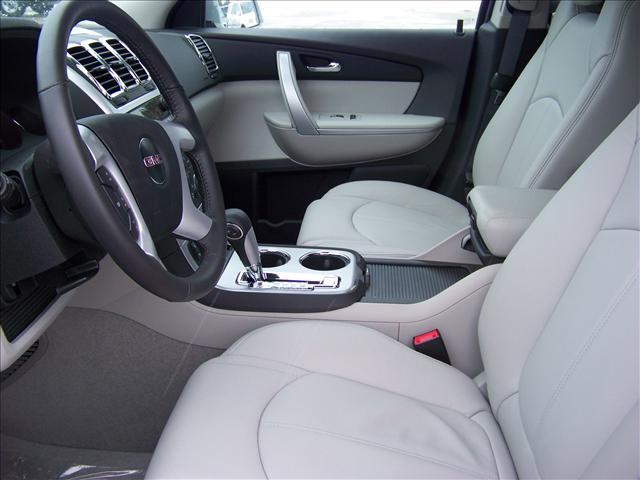 GMC Acadia 2011 photo 5