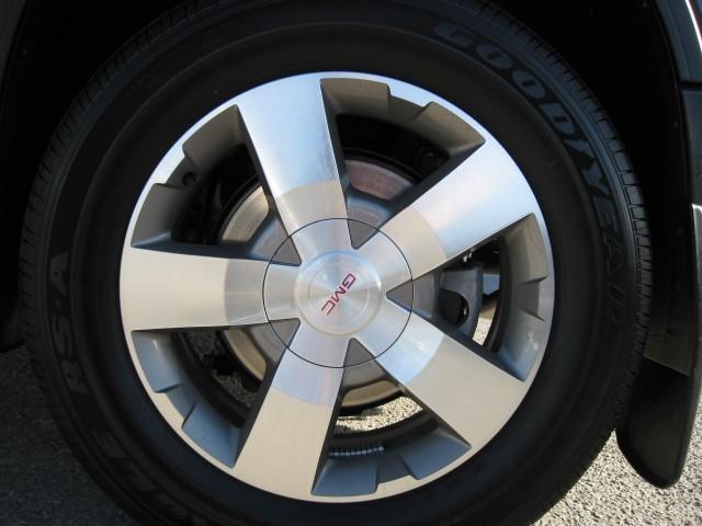 GMC Acadia 2011 photo 5