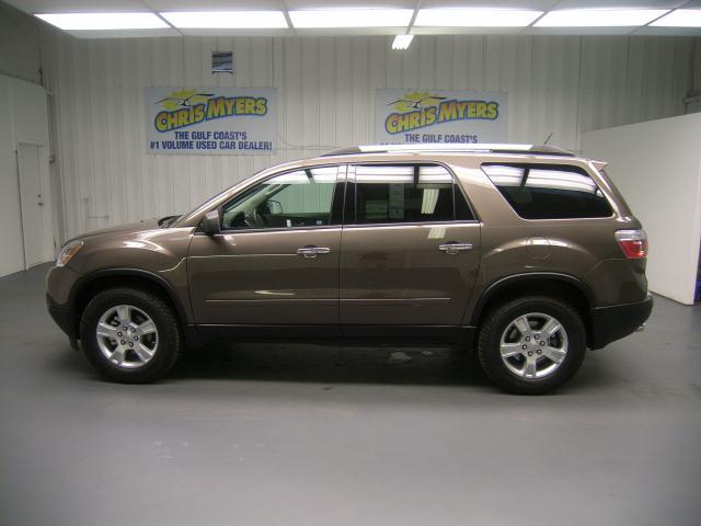 GMC Acadia 2011 photo 1