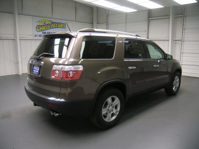 GMC Acadia 2011 photo 2