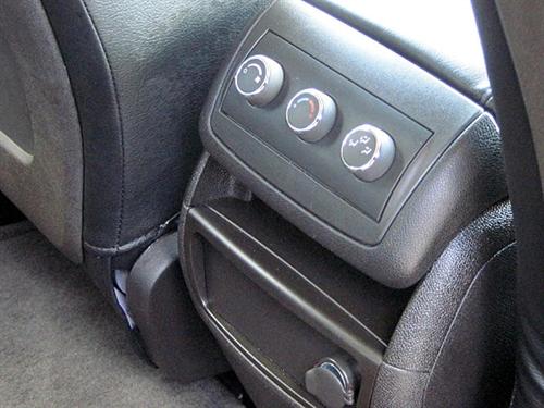 GMC Acadia 2011 photo 3