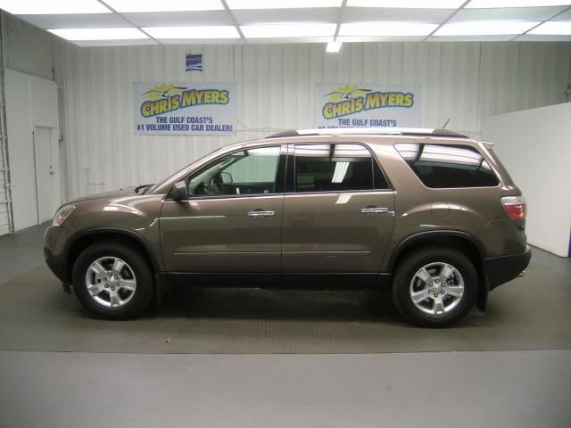 GMC Acadia 2011 photo 1