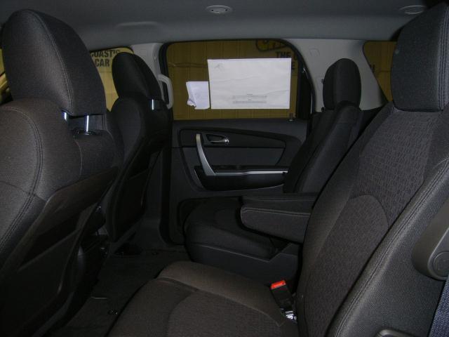 GMC Acadia 2011 photo 4
