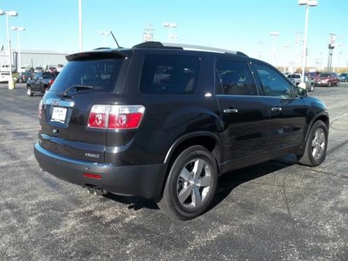 GMC Acadia 2011 photo 2