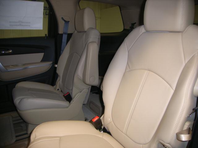 GMC Acadia 2011 photo 4