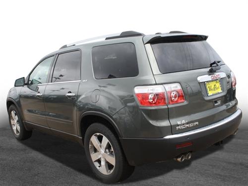 GMC Acadia 2011 photo 3