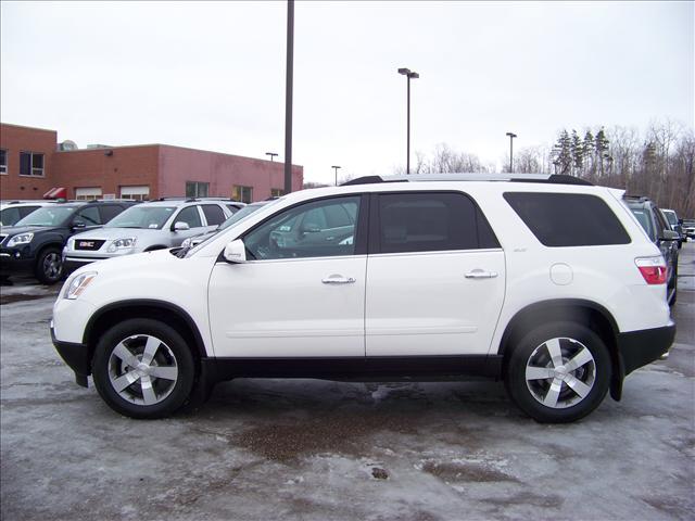 GMC Acadia 2011 photo 1