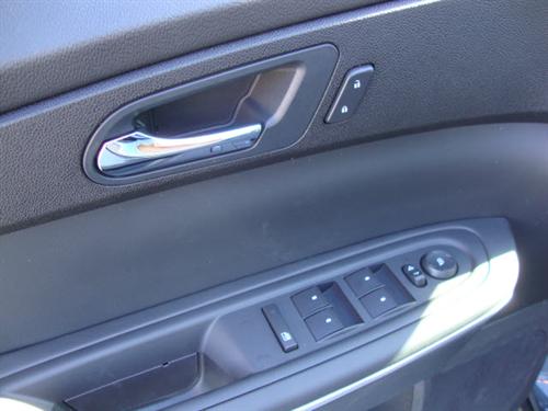 GMC Acadia 2011 photo 2