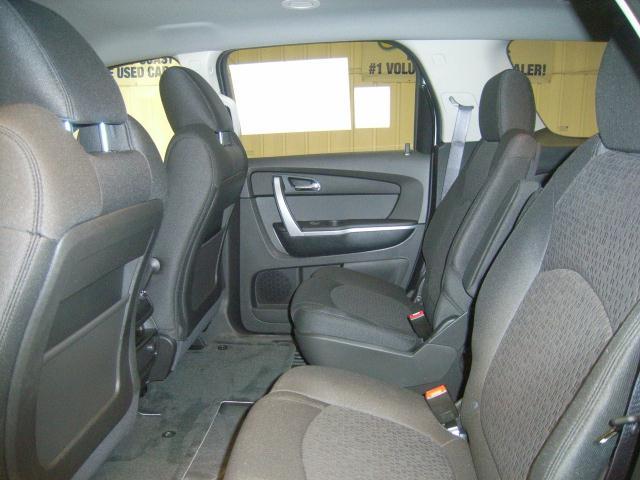 GMC Acadia 2011 photo 4