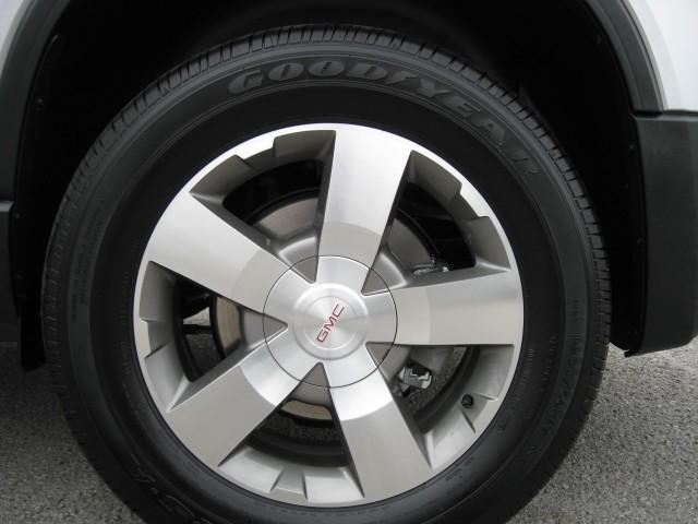 GMC Acadia 2011 photo 5
