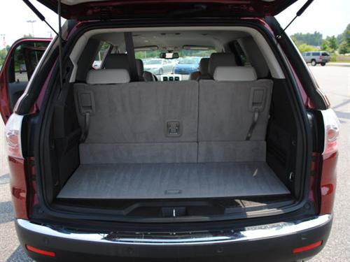 GMC Acadia 2011 photo 2