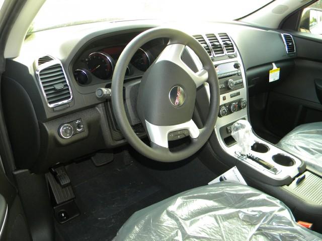 GMC Acadia 2011 photo 1