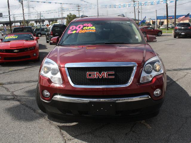 GMC Acadia 2011 photo 2