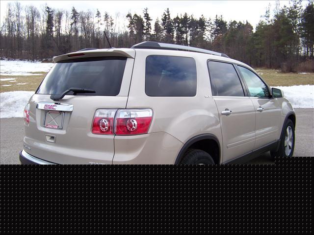 GMC Acadia 2011 photo 2