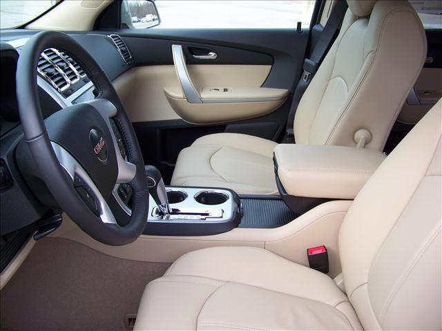 GMC Acadia 2011 photo 5