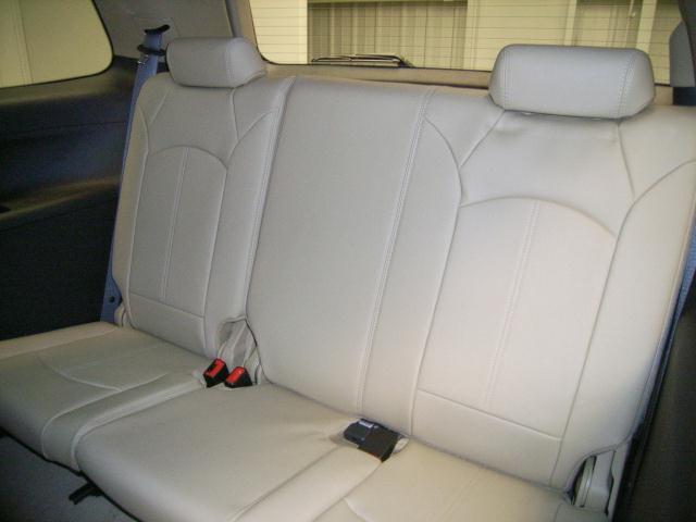 GMC Acadia 2011 photo 5