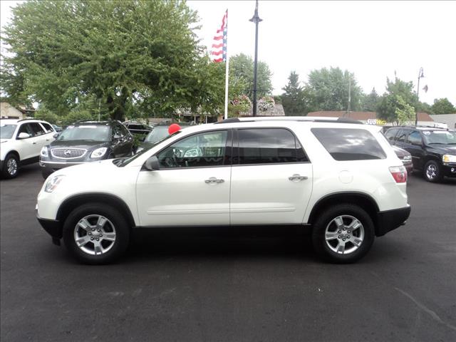 GMC Acadia 2011 photo 3