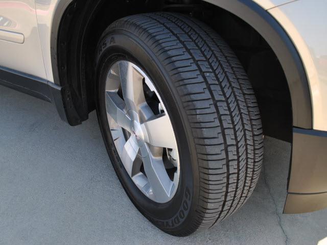 GMC Acadia 2011 photo 2