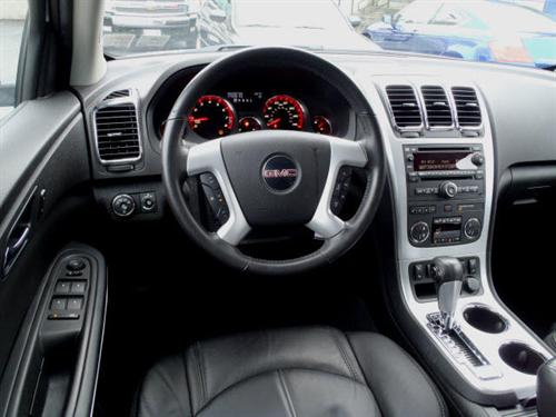 GMC Acadia 2011 photo 3