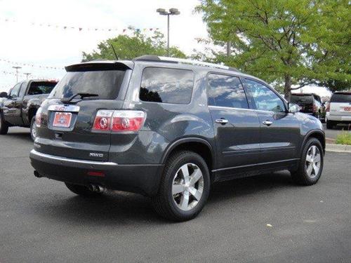 GMC Acadia 2011 photo 2