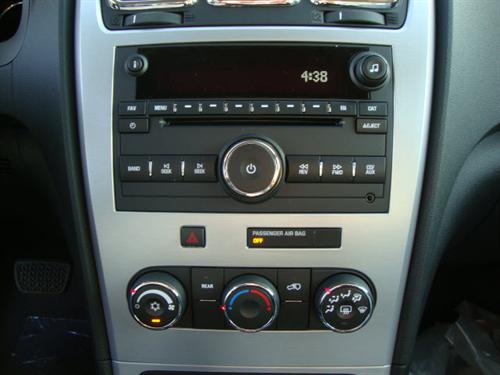 GMC Acadia 2011 photo 2