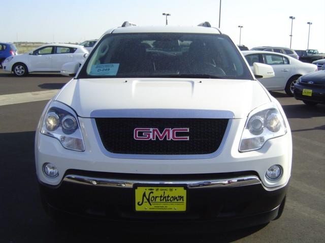 GMC Acadia 2011 photo 1
