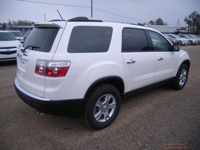 GMC Acadia 2011 photo 2