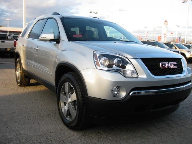 GMC Acadia 2011 photo 1