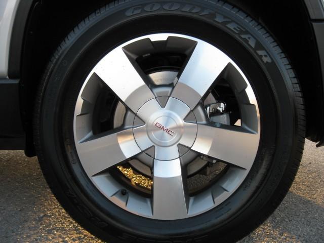 GMC Acadia 2011 photo 5