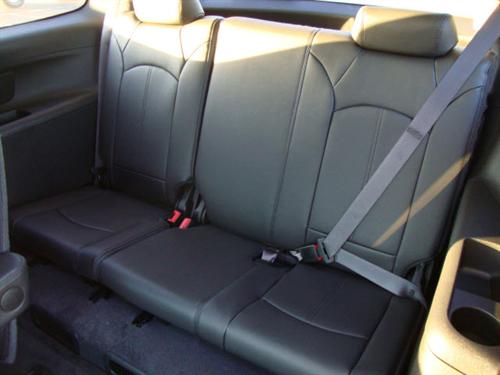 GMC Acadia 2011 photo 1