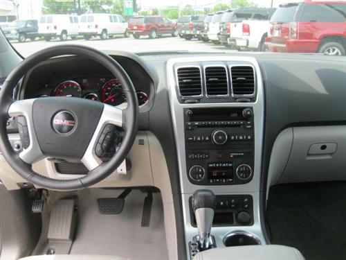 GMC Acadia 2011 photo 4