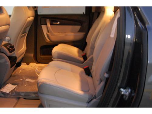 GMC Acadia 2011 photo 4