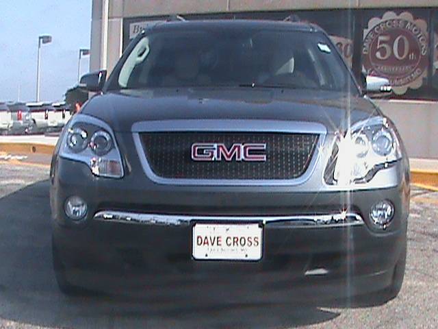 GMC Acadia 2011 photo 2