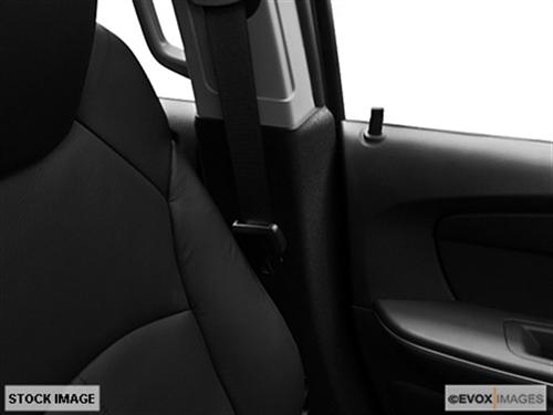 GMC Acadia 2011 photo 2