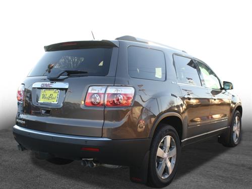 GMC Acadia 2011 photo 2