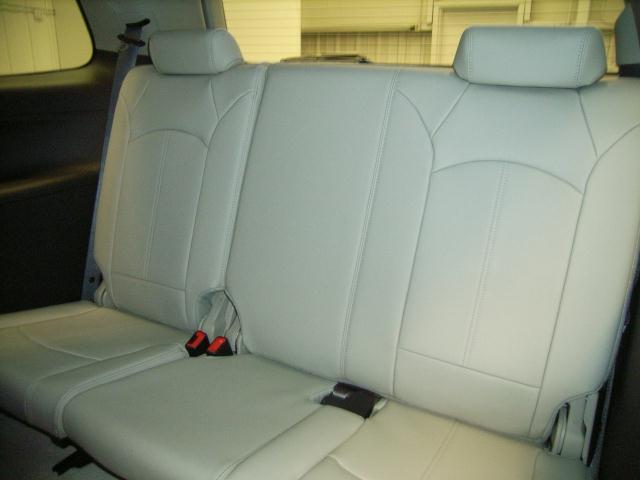 GMC Acadia 2011 photo 5