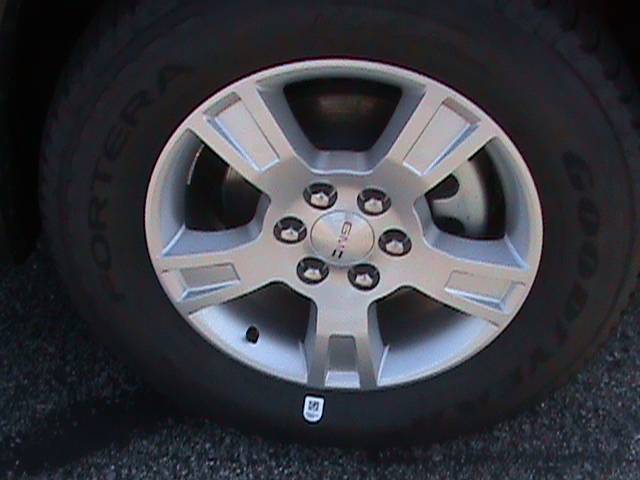 GMC Acadia 2011 photo 3