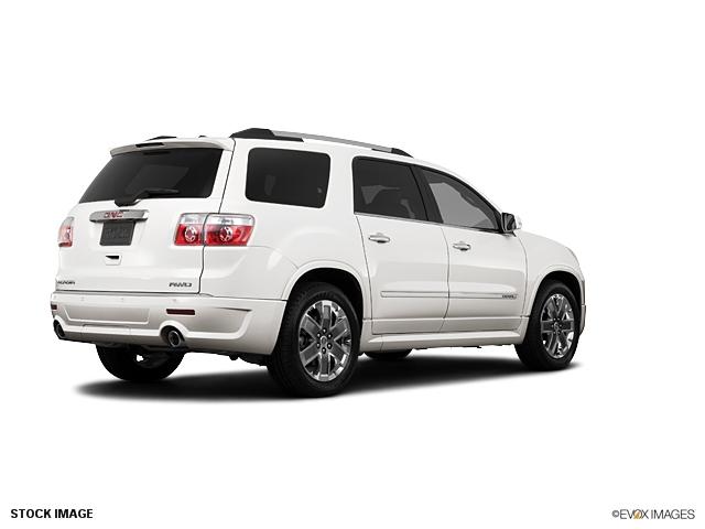 GMC Acadia 2011 photo 1