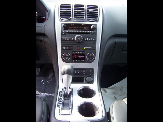 GMC Acadia 2011 photo 4