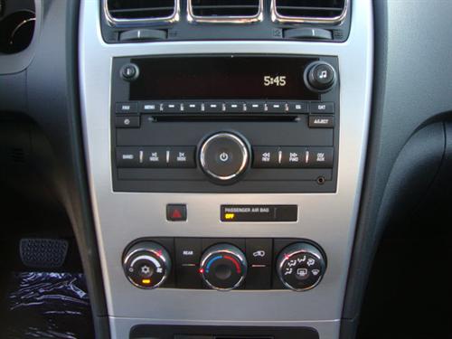 GMC Acadia 2011 photo 3