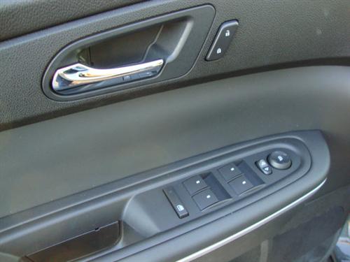 GMC Acadia 2011 photo 2