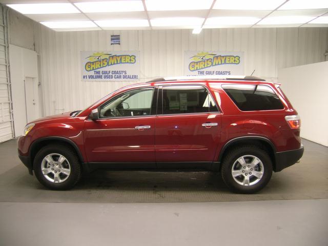GMC Acadia 2011 photo 2