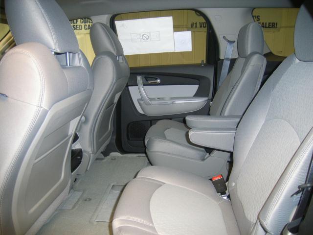 GMC Acadia 2011 photo 4