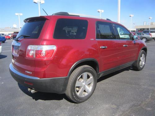 GMC Acadia 2011 photo 1